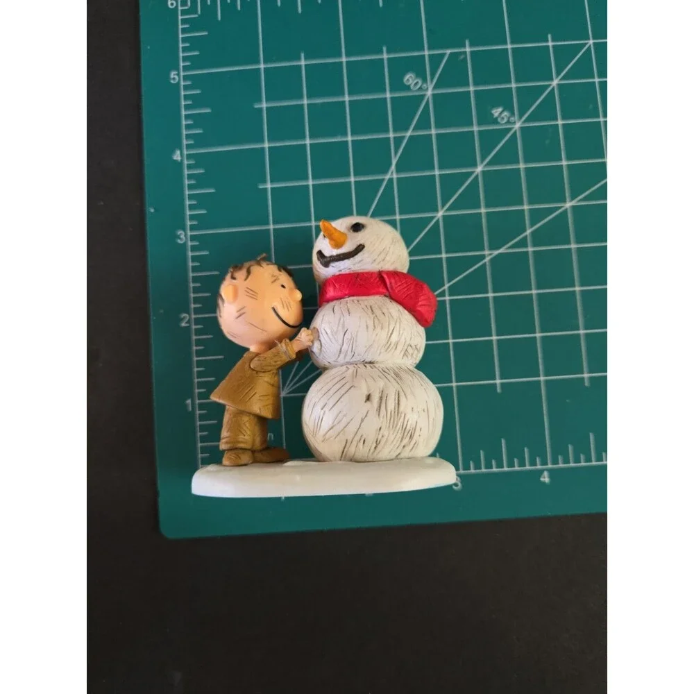 2013 Hallmark “Pigpen Builds A Snowman” The Peanuts Gang Christmas Ornament